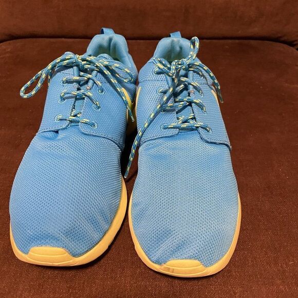 Excellent Condition Nike Roshe Run Blue Sail Yellow Womrns 9 US 40.5 EUR - Picture 2 of 7